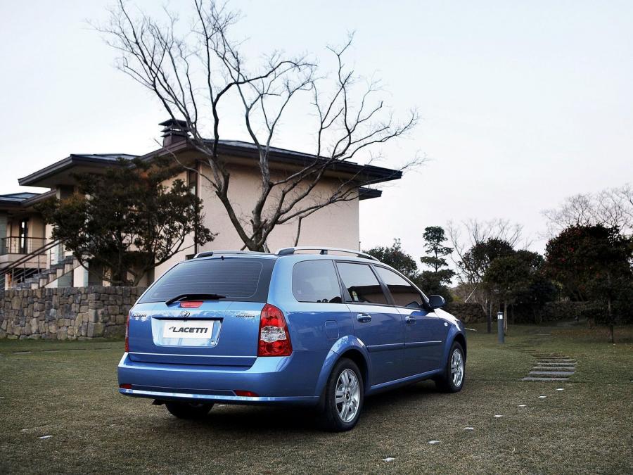  Daewoo Lacetti Sport Wagon 2004 года  (фото 3 из 11)